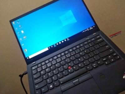 i7 7th gen X1 carbon laptop