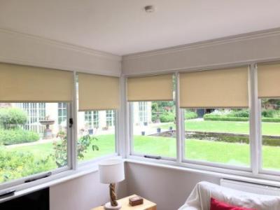 pull down blinds in uae