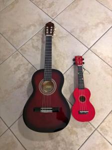Classical Guitar + Ukulele Bundle – AED 200