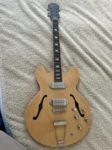 Epiphone Casino (Natural) Hollowbody Electric Guitar