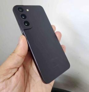 Original Samsung Galaxy S22