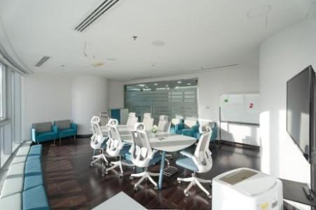 Interview and Meeting Office Space for Daily Rent in Business Bay Dubai