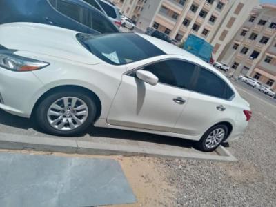 Urgent sale Nissan Altima 2017