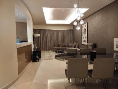 3 Bedroom Apartment in Paramount Tower-A For Sale