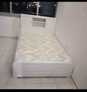 Single bed or double bed hole sale price