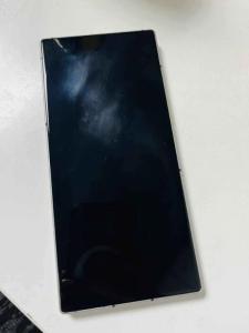 For SALE or SWAP to your mobile SAMUNG z flip 6 / MOTOROLA FLIP PHONES