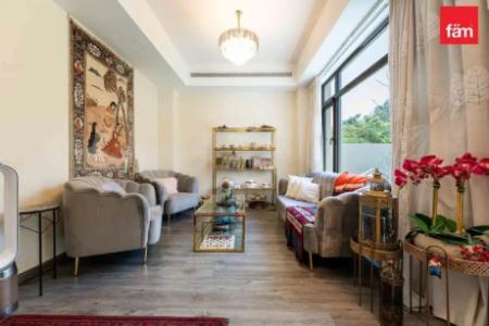 3BR+Study I End Unit I Single Row I Vacant