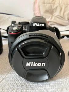 DSLR Nikon D5300 + 2 lenses + flash + tripod small