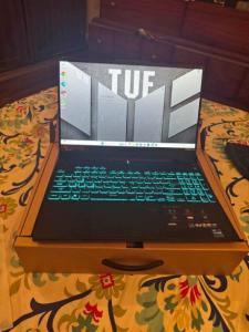 Asus tuf RTX 4070 gaming laptop