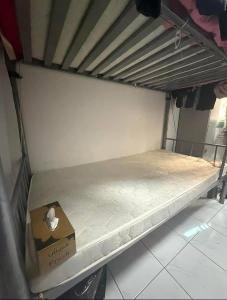 Lower Bed space available