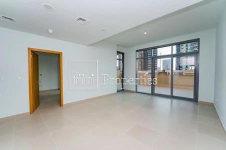 Lower floor | with terrace | spacious