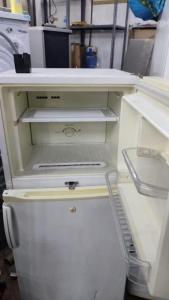 Good condition refrigerator