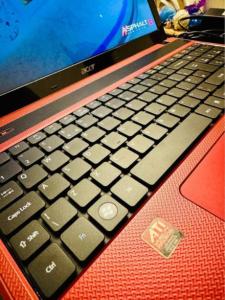 Acer Laptop - Core i7, 8GB RAM, 500GB SSD