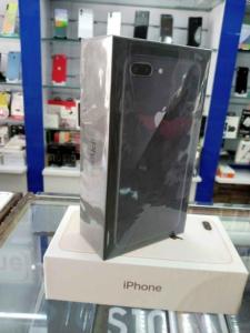 iPhone 8plus- 256GB-1 year