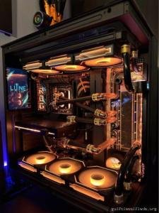 RTX 4090 Custom Watercooled Gaming PC