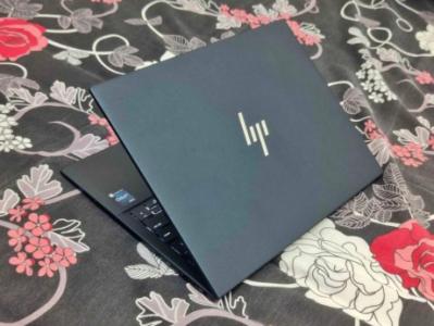 Hp DragonFly - 12th Gen Core i7 - Touchscreen - G3 Elite