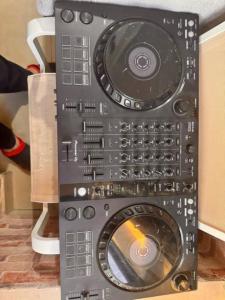 DJ controller pioneer