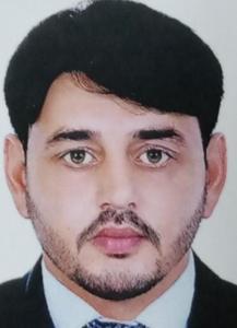 MY NAME IS ISRAR MUHAMMAD, PAKISTANi NATIONAL LOOKING FOR A DRIVE
