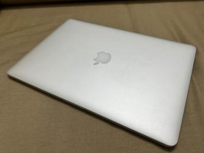 Apple Macbook Pro inches