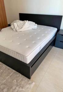 IKEA Bed 180 by 200