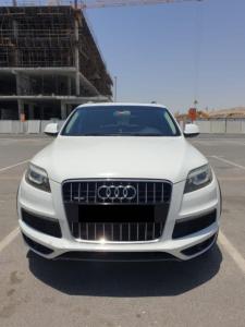 Audi Q7 2012 S-line / Quattro