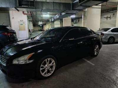 FOR SALE Nissan Maxima AED Full options Km Reason for selling Leaving country .