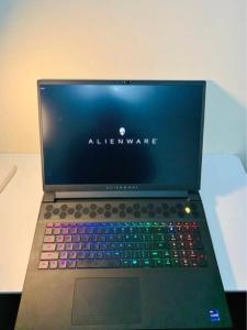 Alienware 18 R1 (i9-13/RTX4090 16GB)
