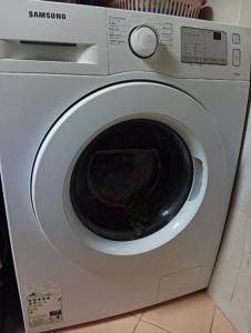 SAMSUNG WASHING MACHINE