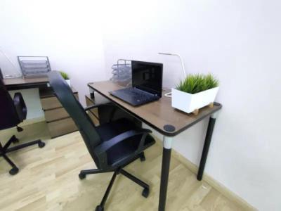 Cozy Massive Desk Space With EJARI That Would Make You Work All DAY! Offered By Venture Zone On Al M