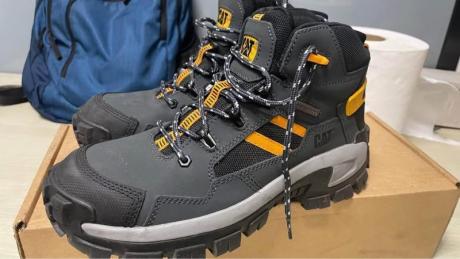 Caterpillar safety shoes