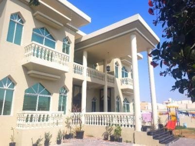 7 bed luxurious villa, 10000sq ft. Rawda.
