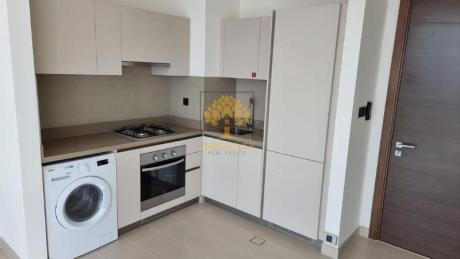 HIGHER FLOOR | PETS ALLOWED |