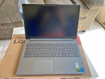 GAMING LAPTOP Lenovo LOQ 15IAX9E