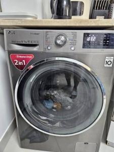 LG Washing Machine with Dryer