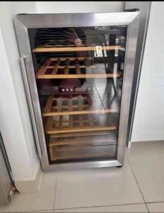 Hoover Wine Fridge