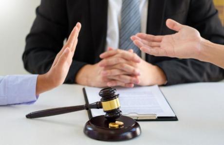 What to Expect from a Dispute Resolution Law Firm in the UAE