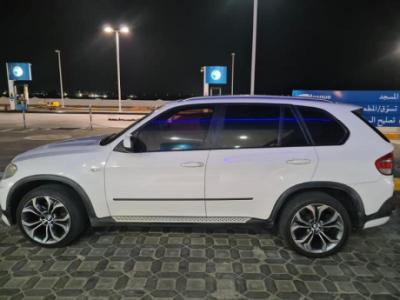 BMW E70 X5 V8 - GCC- 7 SEATER- FULLY LOADED - 2008