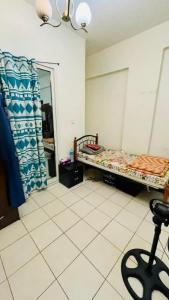 EXECUTIVE BEDSPACE AVAILABLE FOR RENT IN ENGLAND CLUSTER WHATSAPP ME ON 0558969117