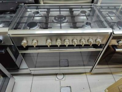 Bosch latest model 5 burner full heavy duety and full safety cooker 90x60