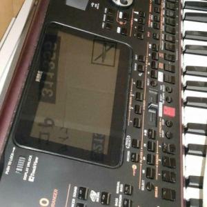Korg Pa1000 61-Key Pro Arranger == 800 EUR