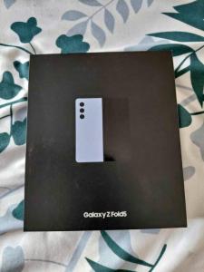 Samsung Galaxy Fold 5 - TDRA - 256GB