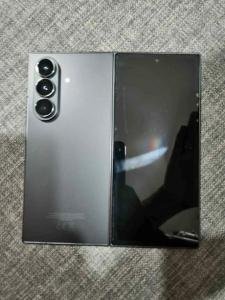 Samsung Z Fold 7 (12GB/512GB) Jet Black