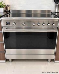 In 11k Badget kitchen Set Used Like New