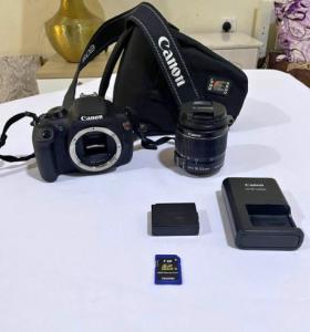 Canon EOS Rebel T5 dslr camera
