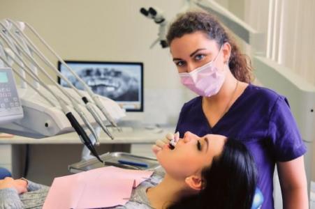 Dental implant Clinic in Dubai