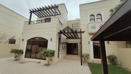 Luxurious | Upgraded | Multiple Cheques | Vacant