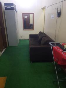 PARTITION AVAILABLE IN UNION/BANIYAS METRO STN, DEIRA DUBAI (FOR LADIES/COUPLE ) AED 1600/