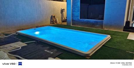 Swimming pool fiberglass