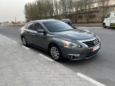 2014 Nissan Altima 2014 - Lady Owner - Low Milage - Cruise Control altima