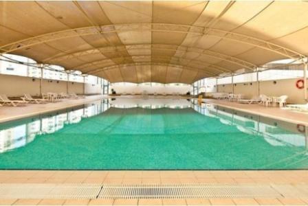 LUXURIOUS 2 B/R WITH CENTRAL A/C CHILLER FREE+MAIDS ROOM+5 STAR HEALTH CLUB OPP SAHARA MALL